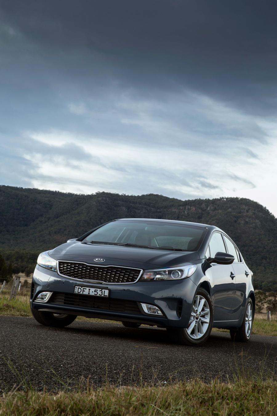  Kia Cerato Sedan 2016 года  (AU) (фото 5 из 6)